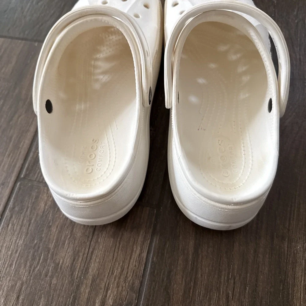 Crocs Baya Platform Clogs Womens 10 White Chunky Slip On